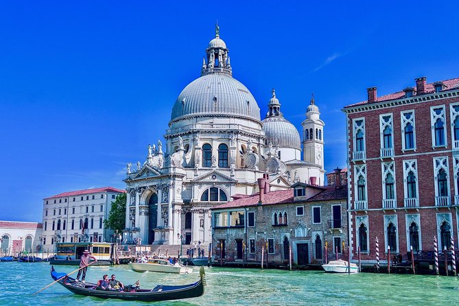 Afternoon in Venice : Basilica + Doge's Palace + Gondola - The walk beyond the postcard sights