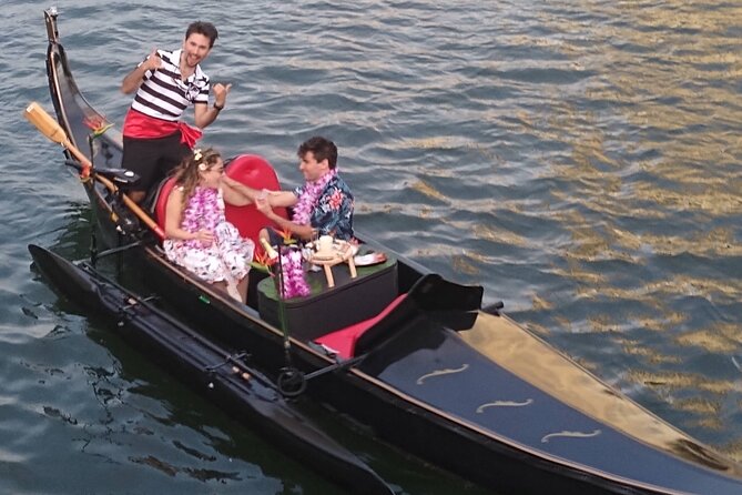 Aloha Gondola Cruise with Drinks & Pastries - What the Aloha Gondola Cruise is really like