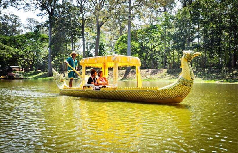 Angkor Bike tour & Gondola Sunset Boat w/ Drinks & Snack - Angkor Park and Angkor Wat after the main temple hours