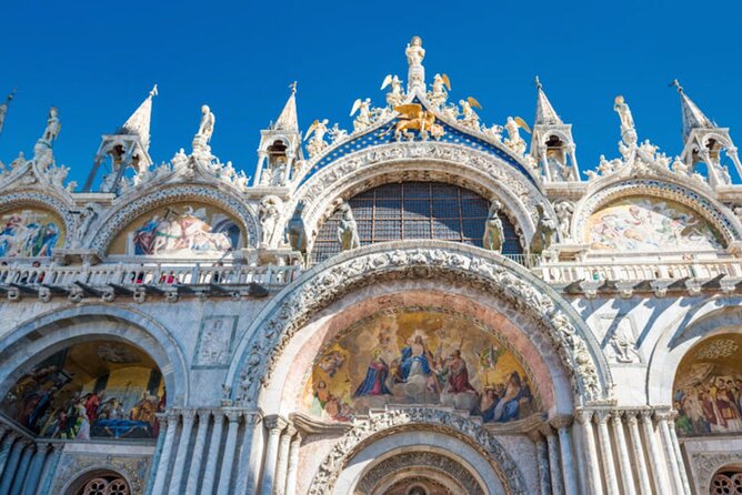 Best of Venice Private Tour: St. Mark's Doge Palace Gondola Ride - The guides are the heart of the experience