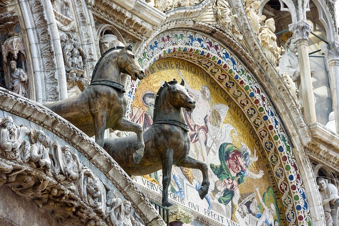 Best of Venice Tour: City Highlights & Gondola Ride - Starting in St. Mark’s Square
