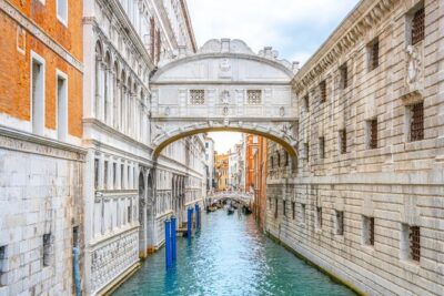 Crafted Gondola Ride under Breathtaking Bridge of Sighs™