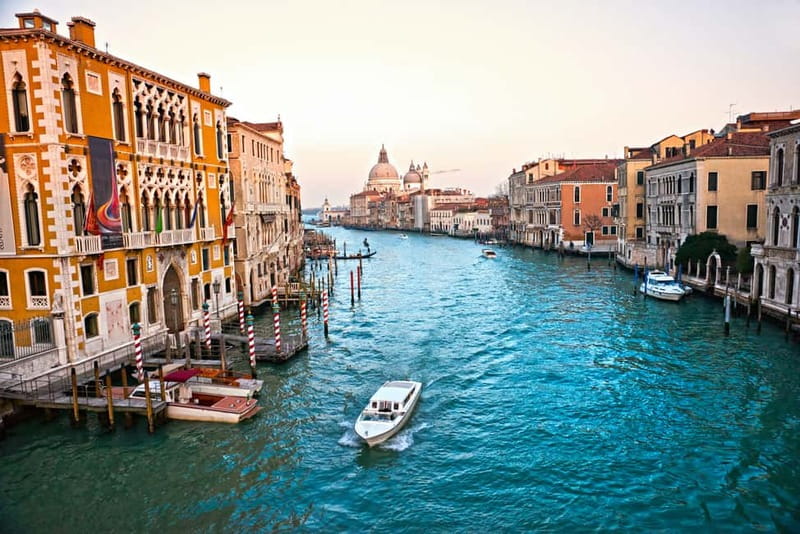Doge's Palace, St. Mark's & Gondola Ride with Options - Choosing the right Venice tour option