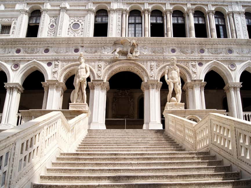 Doge's Palace, St. Mark's & Gondola Ride with Options - The optional Rialto walk
