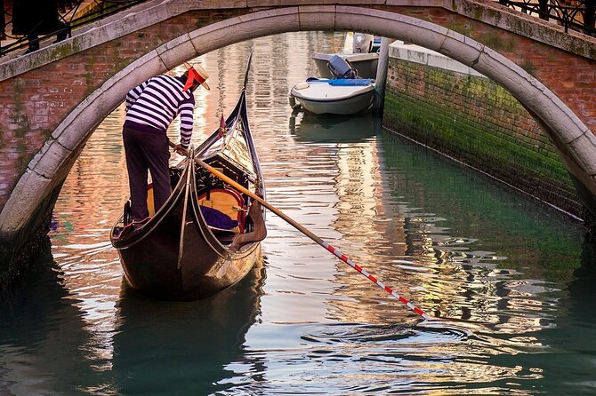 Enchanting Venice: Private Gondola Experience - Simple ways to improve the experience