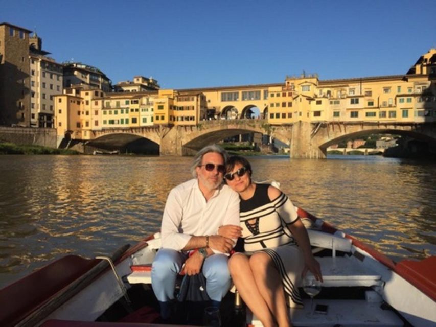 Florence: Guided Gondola Boat Tour with a Glass of Wine - Under Ponte Vecchio and toward Santa Trinita