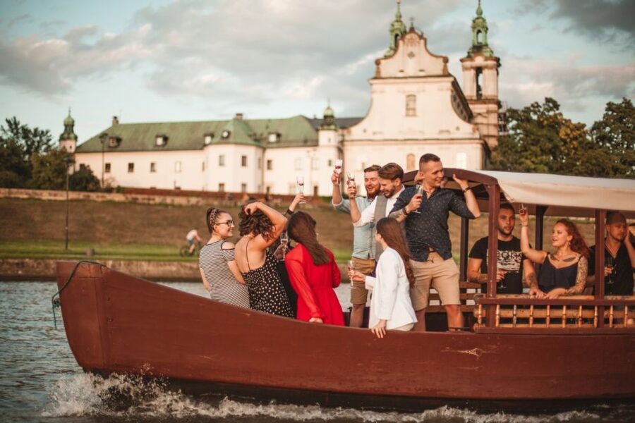 Krakow: Vistula Night Cruise by Gondola w/ Audio Commentary - Church on the Rock and the route toward Wawel
