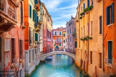 Perfect Private Venice Tour with Gondola Photoshoot
