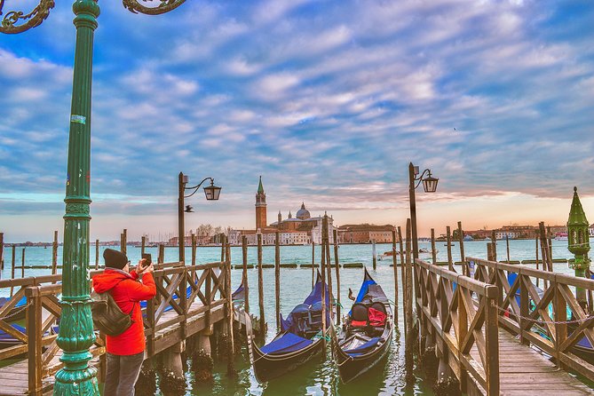 Private Gondola Ride in Venice - Fenice Opera House and the Bovolo staircase