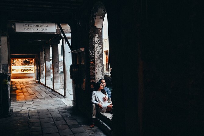 Private Photo Shoot in Venice with Gondola Ride Included - Walking Toward Rialto Bridge and the Smaller Canals
