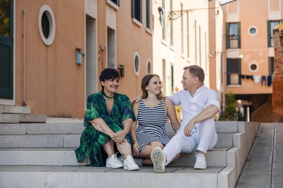 Private Photoshoot of Your Gondola Ride in Venice - What this Venice photoshoot actually includes