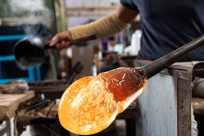Private Tour: Venice Walk, Gondola, and Private Boat Tour ending on Murano Island with Venetian Lunch and Glass Factory Visit - A six-hour introduction to Venice and Murano