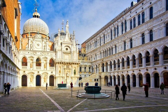 Private Tour: Venice Walk, Gondola, and Private Boat Tour ending on Murano Island with Venetian Lunch and Glass Factory Visit - Watching glass being made at Artistic Glassworks Colleoni