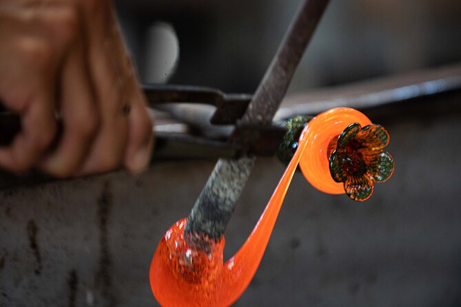Private Tour: Venice Walk, Gondola, and Private Boat Tour ending on Murano Island with Venetian Lunch and Glass Factory Visit - Lunch on Murano, with a seafood focus