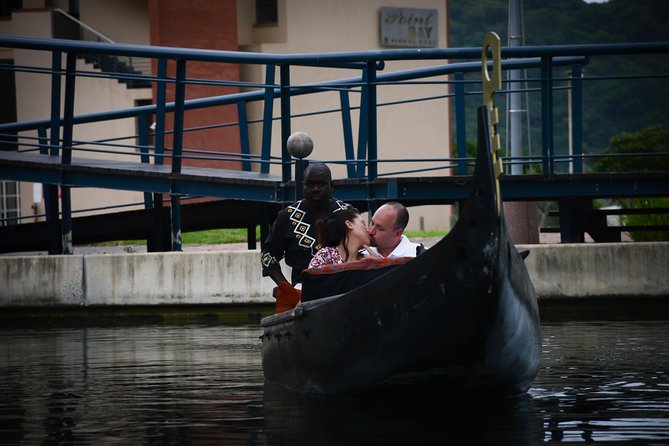 Relaxing Gondola Boat Ride on the Durban Point Waterfront Canal - What the waterfront adds to the experience