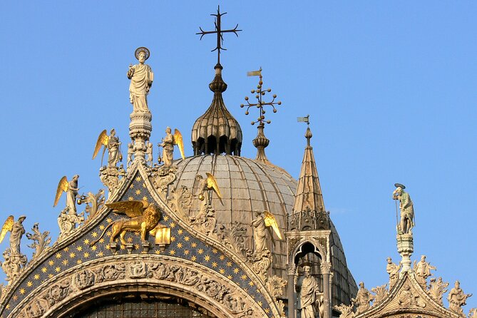 St. Mark’s Basilica Guided Tour with Venice Canals Gondola Ride - From St. Mark’s Square to the Bacino di San Marco