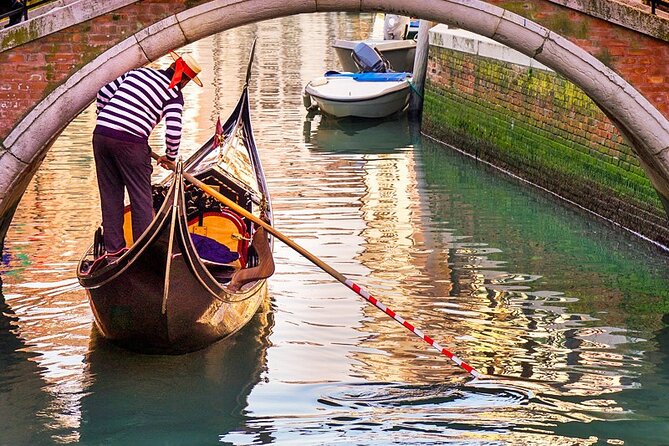 Tour Enchanting Venice Majestic City Walk and Gondola Ride - Piazza San Marco and the first look at Venice
