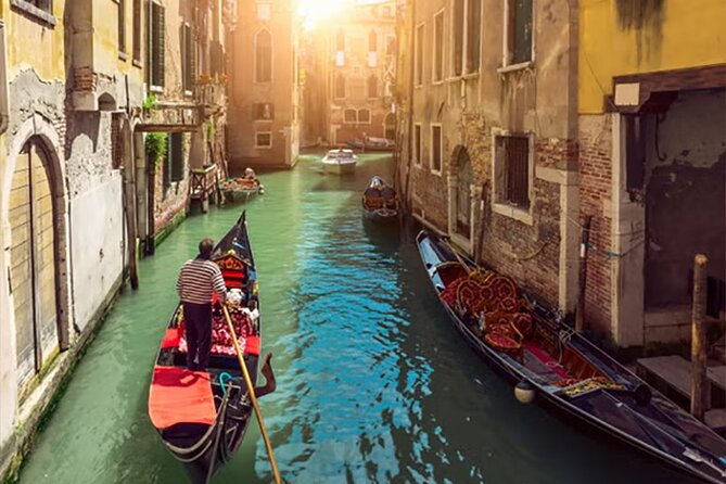 Tour Enchanting Venice Majestic City Walk and Gondola Ride - Campo Santa Maria Formosa and the smaller lanes
