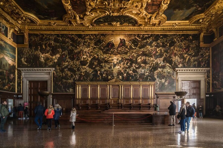 Tour of Doge's Palace and Gondola Ride - FAQ