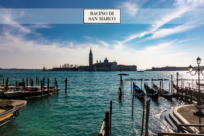 Unusual Venice Walking Tour through Rialto & Gondola Experience - Finding Venice around Rialto