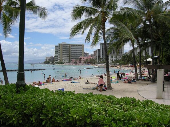 Valentine's Venetian Gondola Cruise in Waikiki - Key points to know before booking