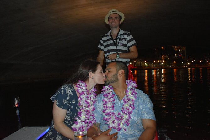 Valentine's Venetian Gondola Cruise in Waikiki - Diamond Head from the water