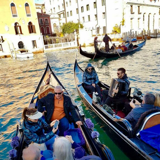 Venice: 30-Minute Gondola Ride on Grand Canal with Serenade - The Grand Canal and Punta della Dogana
