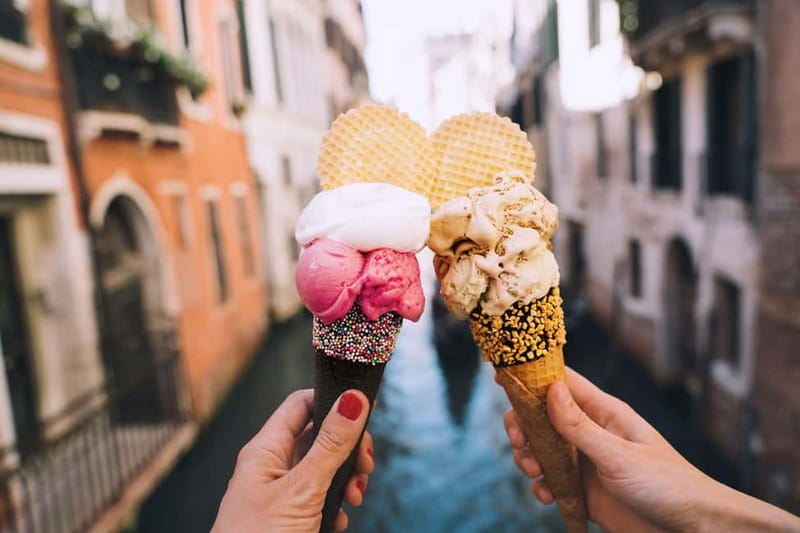 Venice: City Pass 30+ sights, St. Marks Museums & Gondola - Leonardo da Vinci and the smaller included stops
