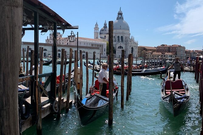 Venice Classic Gondola Ride Along Grand Canal and Hidden Corners - Ca’ Dario and its darker reputation