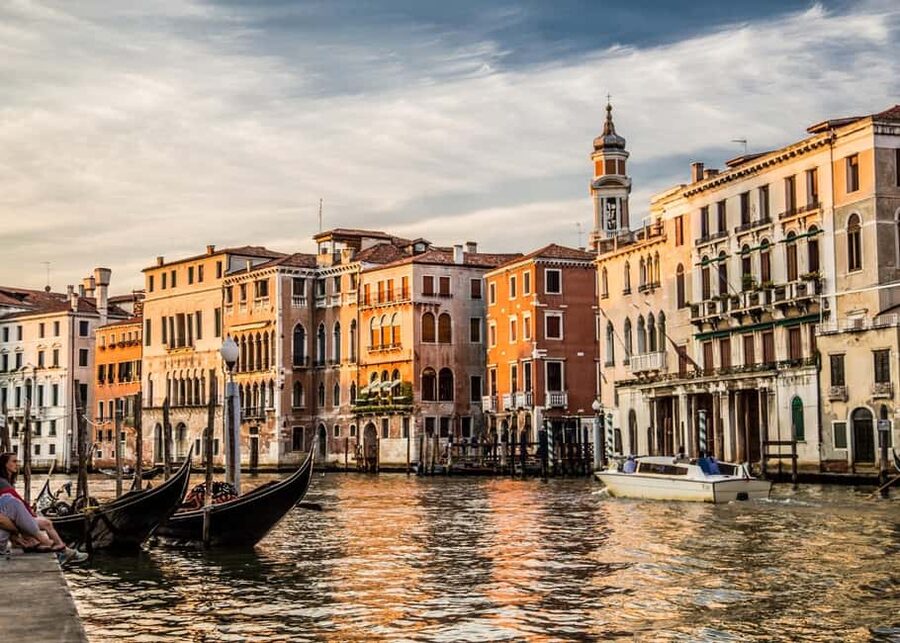 Venice: Crafted Gondola Under Breathtaking Bridge of Sighs™ - Smaller canals and the Prison Palace