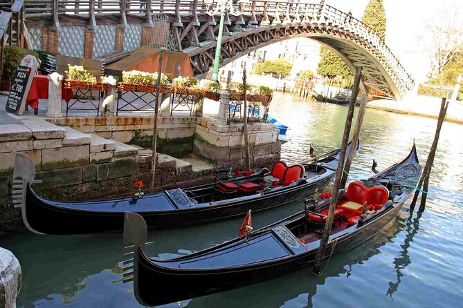 Venice: Enchanting City Walk & Majestic Gondola Glide! - From Campo San Moisè to La Fenice