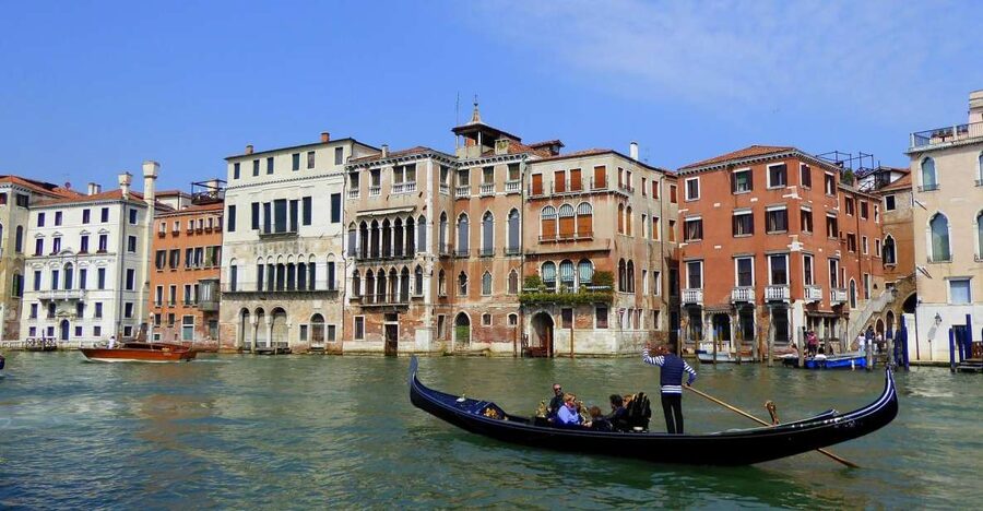Venice: Gondola Ride and St Mark's Basilica - What this Venice combination tour actually includes