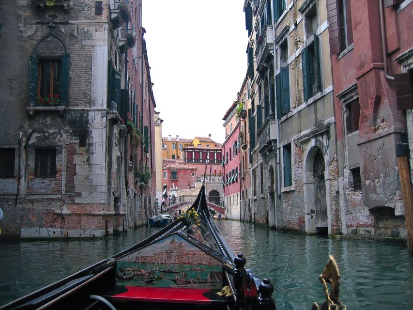 Venice: Gondola Ride and St. Mark's Basilica Tour - Who should book this experience?