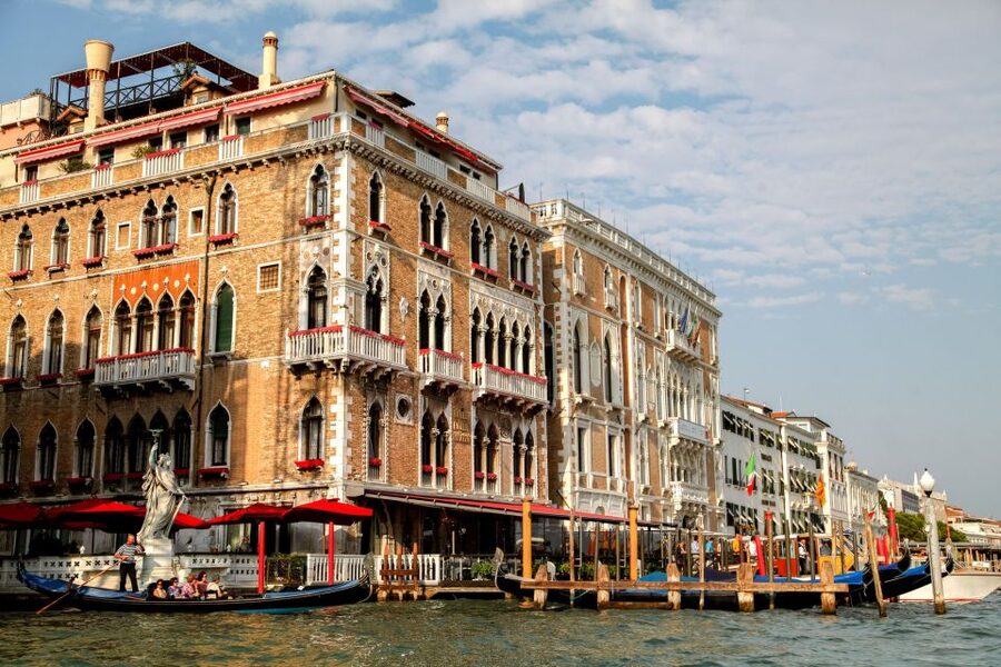 Venice: Gondola Ride with Live Guide or Audio Guide - Is $42 good value in Venice?