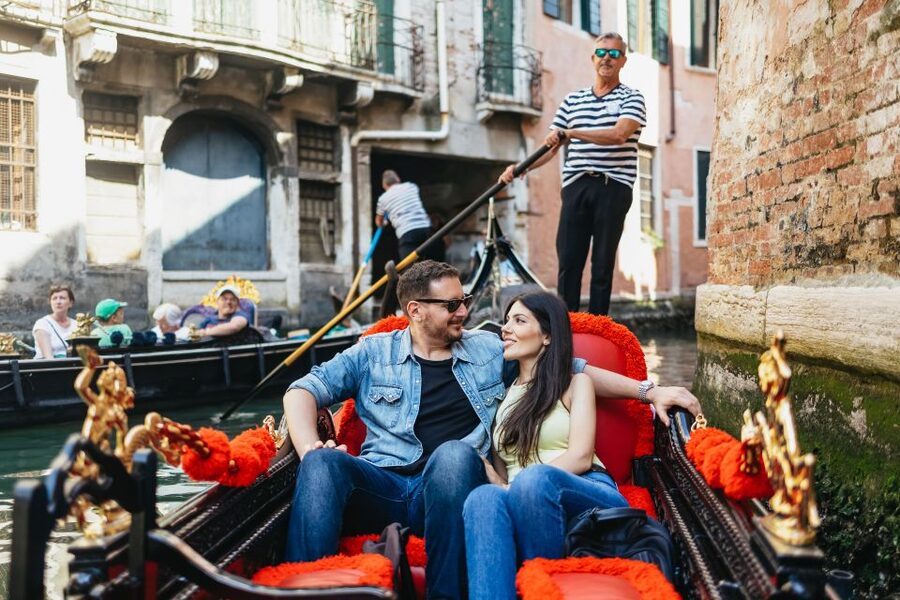 Venice: Grand Canal Gondola Ride with App Commentary - Santa Maria della Salute and Punta della Dogana