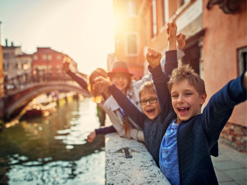 Venice: Highlights with Local Private Walking Tour & Gondola - Is $134.81 per person good value?