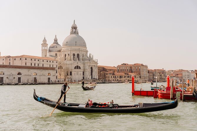 Venice In a Day: St Mark's, Doges Palace Gondola Ride & City Tour - What this Venice tour does well