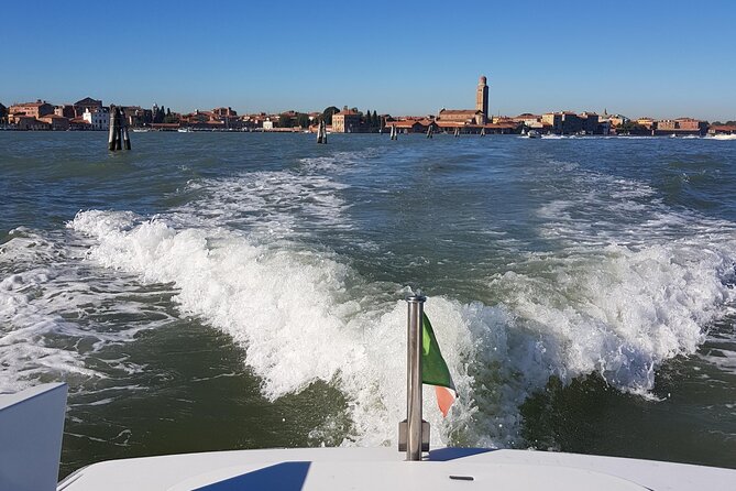 Venice LUXURY Private Day Tour with Gondola ride - from Rome - A gondola ride through Venice