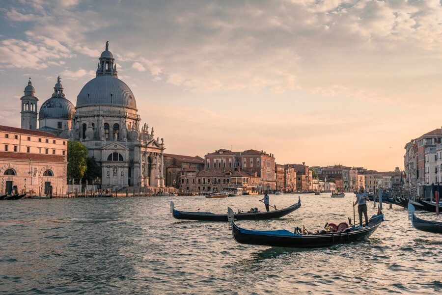Venice: Off the Beaten Path Private Gondola Ride - The full two-hour route to St. Mark’s