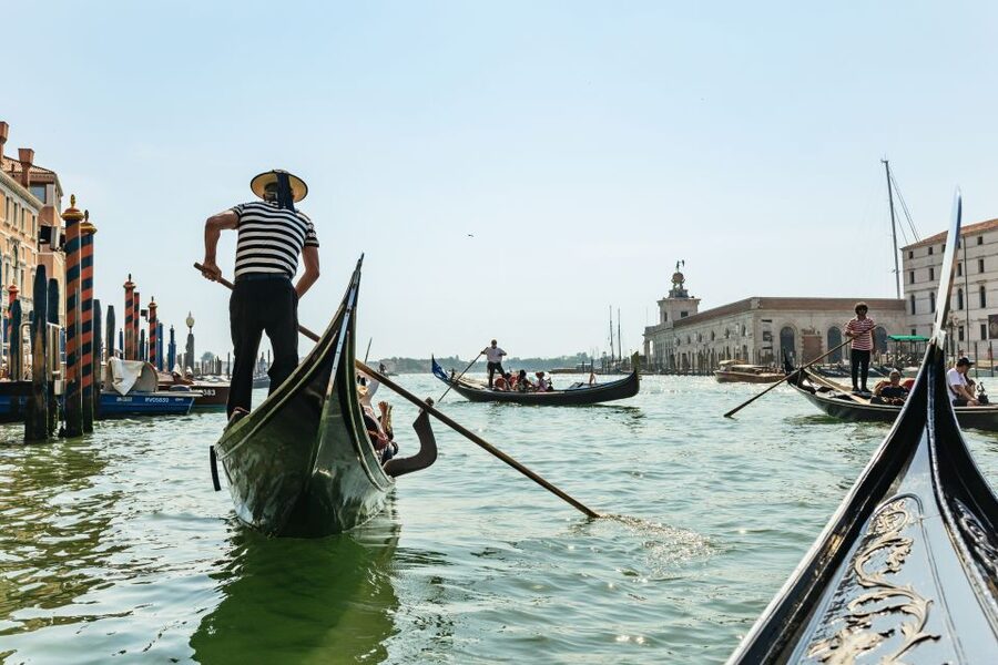 Venice: Private Crafted Gondola Ride Along Grand Canal - Photography, families, and practical comfort