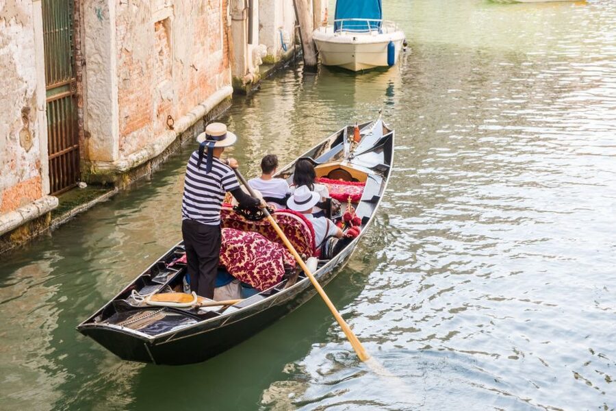 Venice: Private Gondola Cruise for up to 5 Passengers - Smaller canals offer the quieter moments
