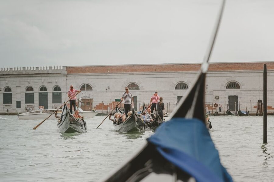 Venice: Private Gondola Ride with Photo Shoot - Key points to know before booking