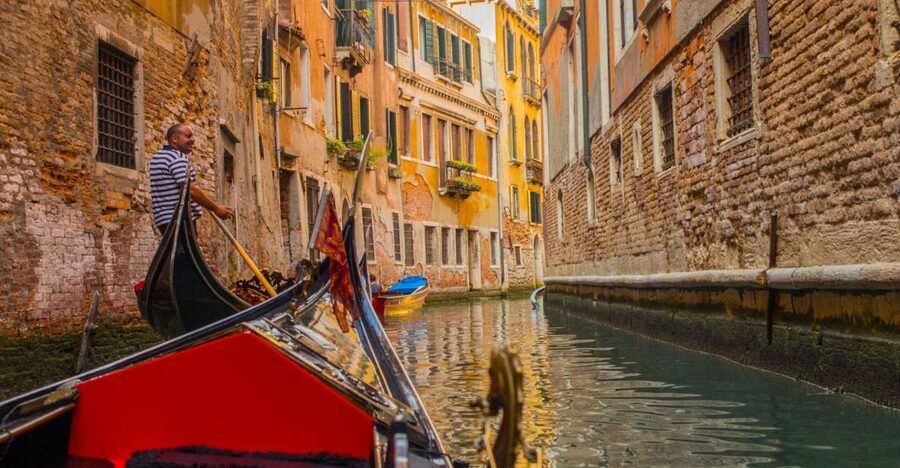 Venice: Private Gondola Tour - The Grand Canal: Venice’s great opening scene