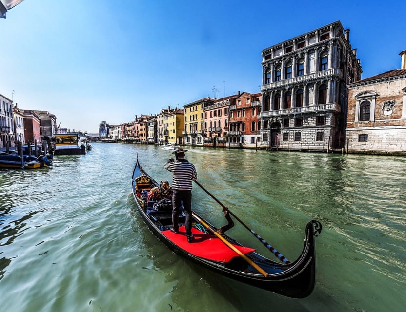 Venice: Private Grand Canal Gondola Ride from Rialto - Starting at Riva del Carbon near Rialto Bridge