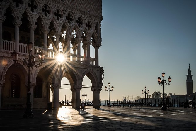 Venice: Private Half Day Guided Tour and Gondola Experience - Seeing the Grand Canal from street level and water level
