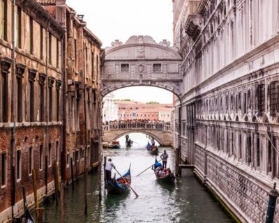 Private Tour with Doge’s Palace, St. Mark’s, Gondola