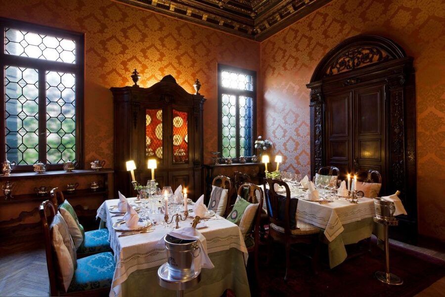 Venice: Romantic Palace Dinner and Private Gondola Ride - What the $339.86 price really buys