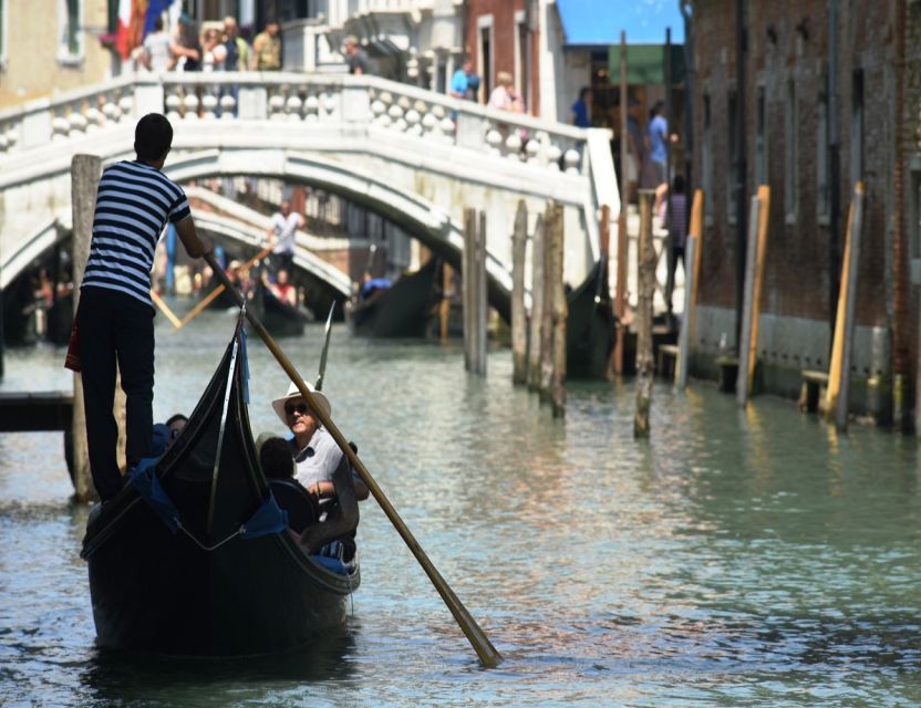 Venice: Shared Gondola Ride - La Fenice and Venice’s theatrical side