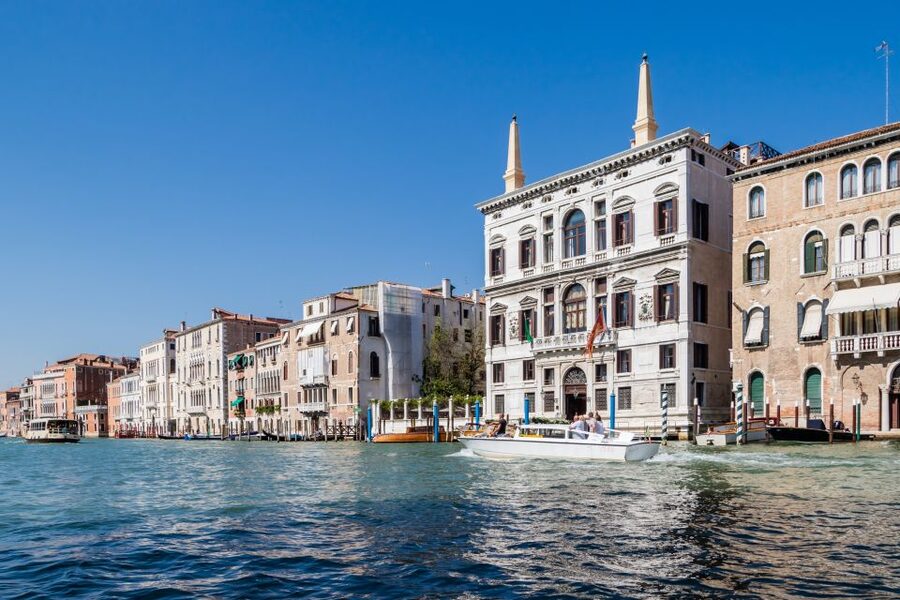 Venice: Shared Gondola Ride Across the Grand Canal - From the Grand Canal to Campo San Luca