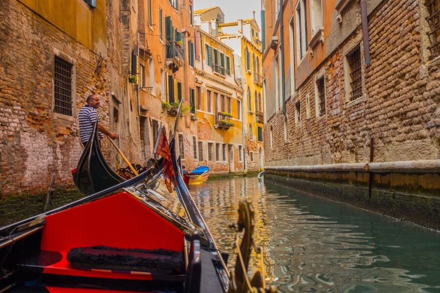 Venice: Shared Gondola Tour - Is $48 a fair price?
